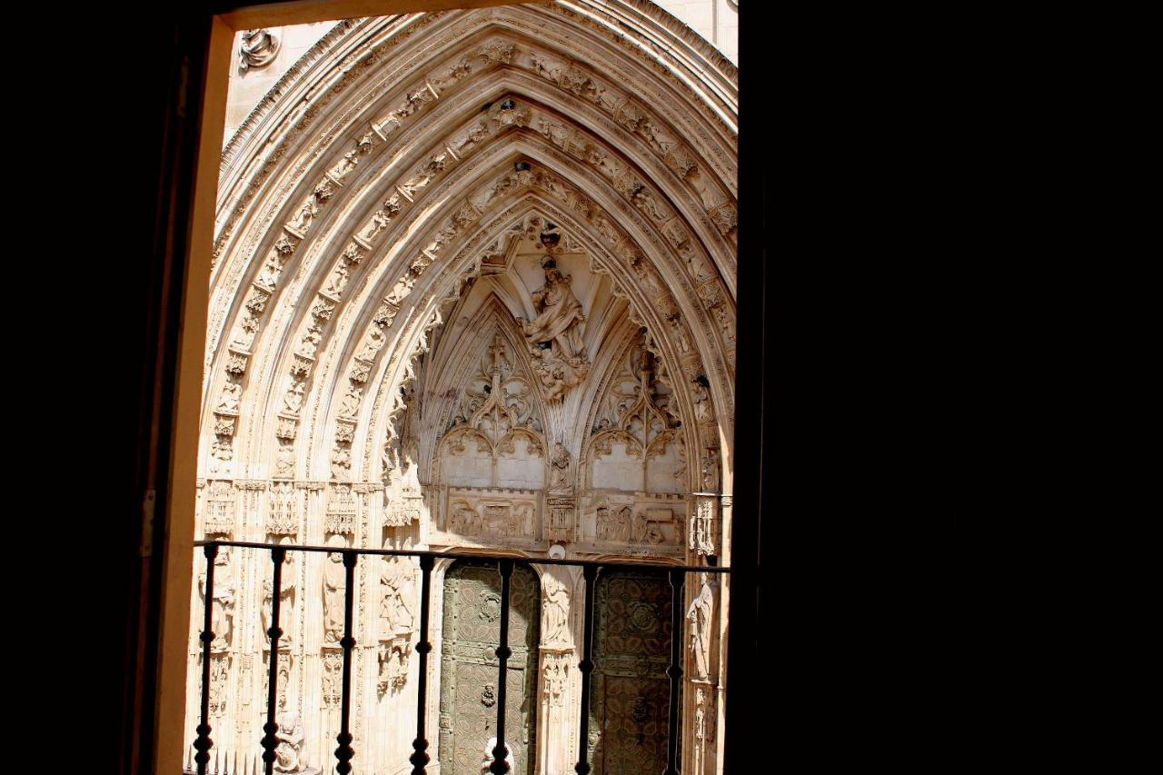 Апартаменты Puerta De La Catedral Толедо Экстерьер фото